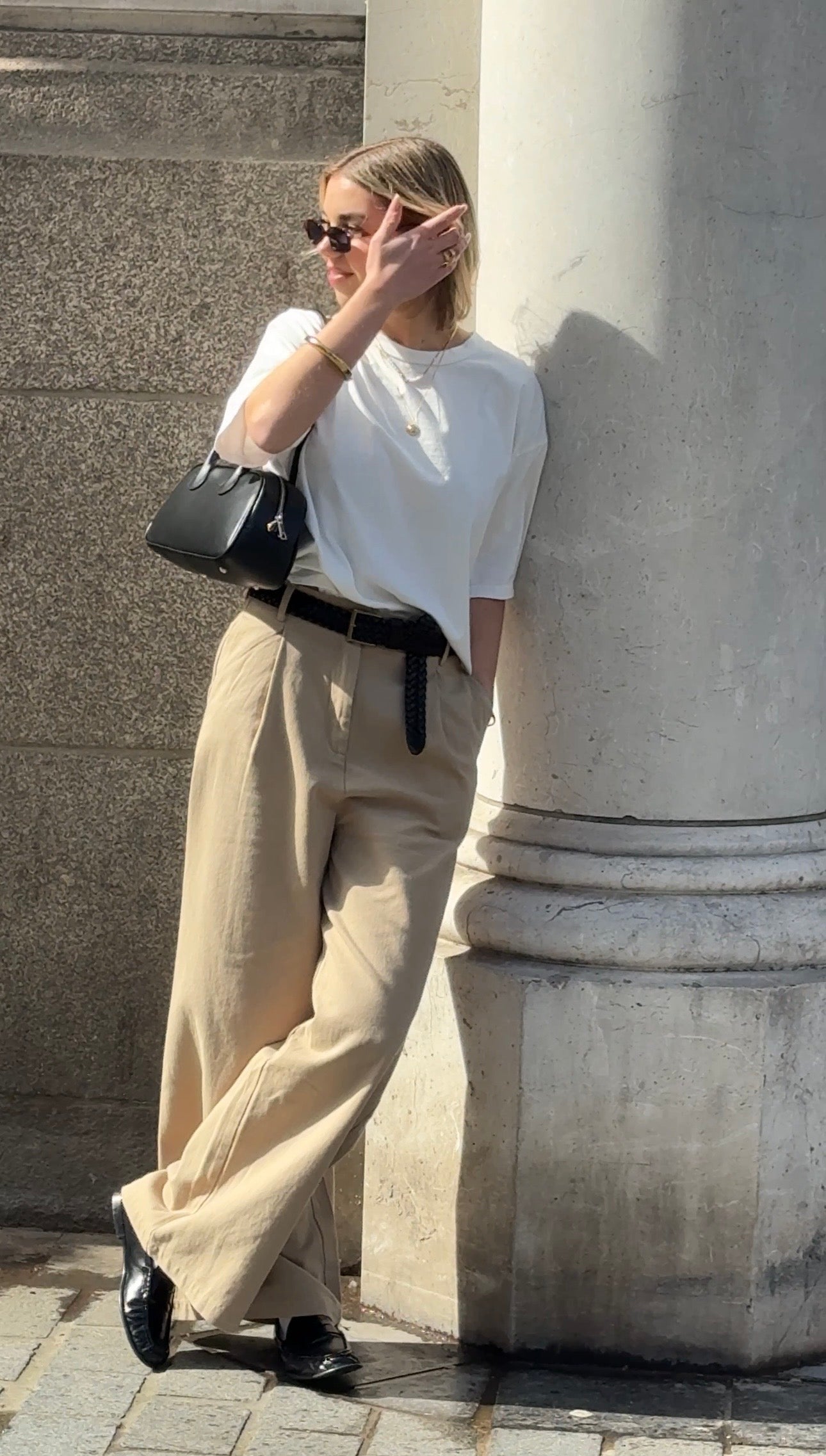 Pantalon large camel à pinces