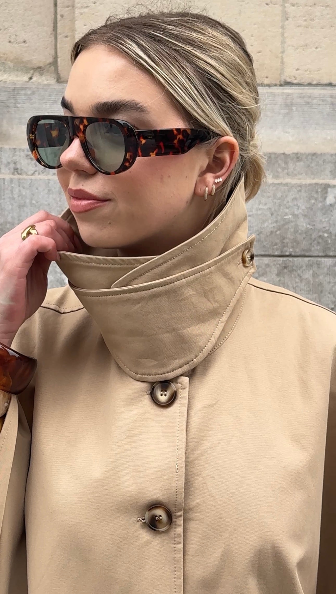 Trench beige col montant