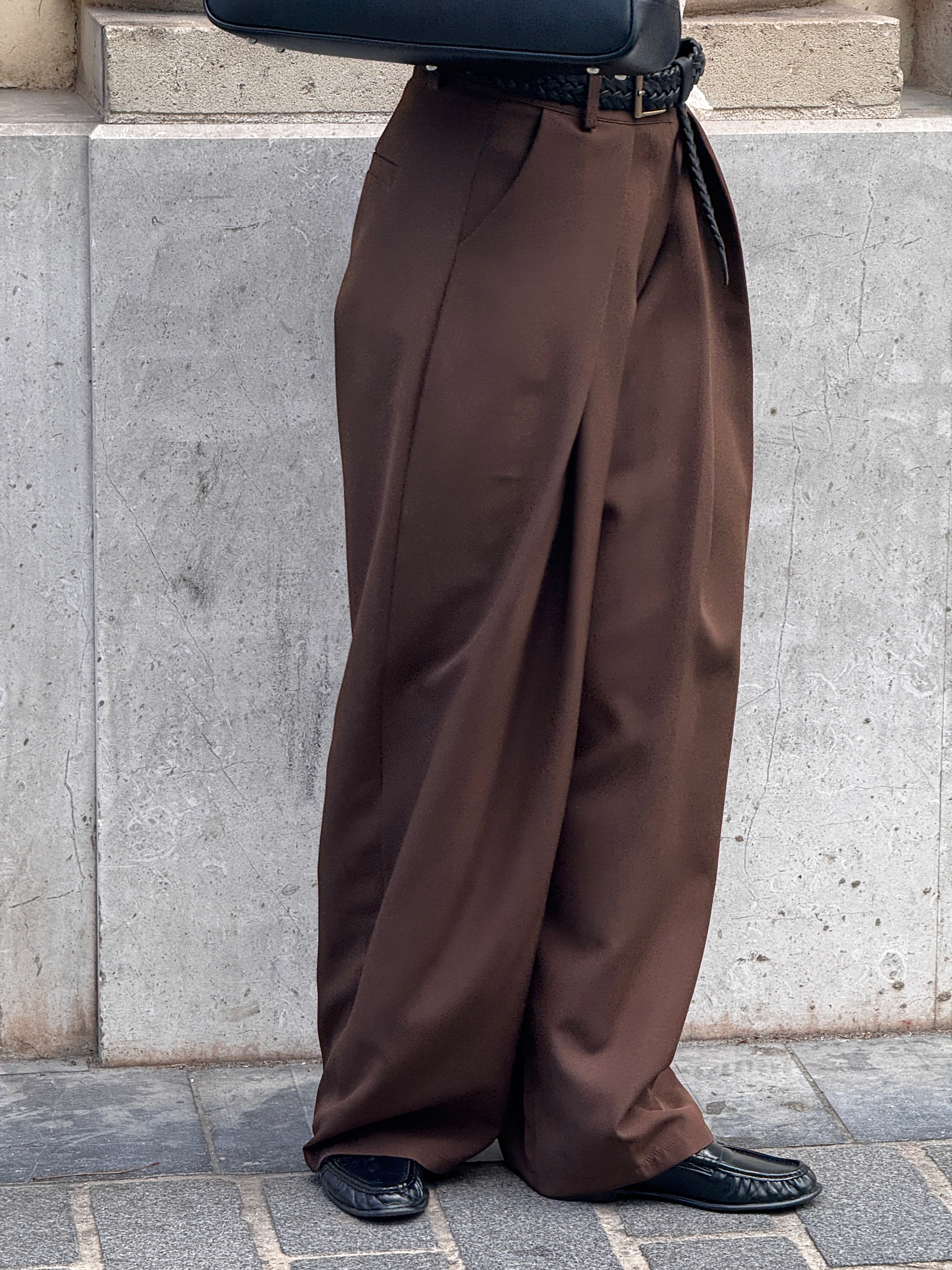 Pantalon large marron à pinces