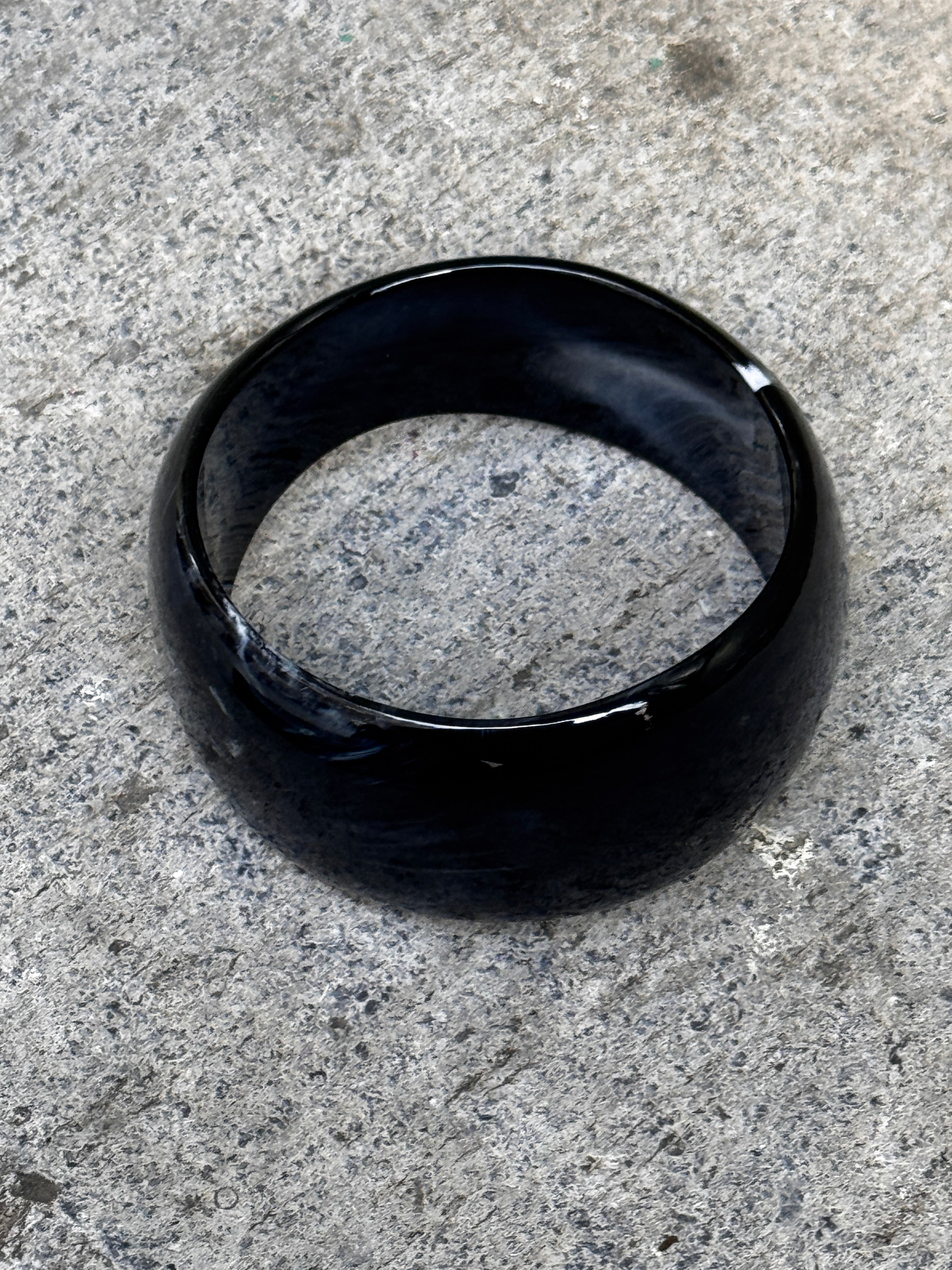 Bracelet acrylique noir