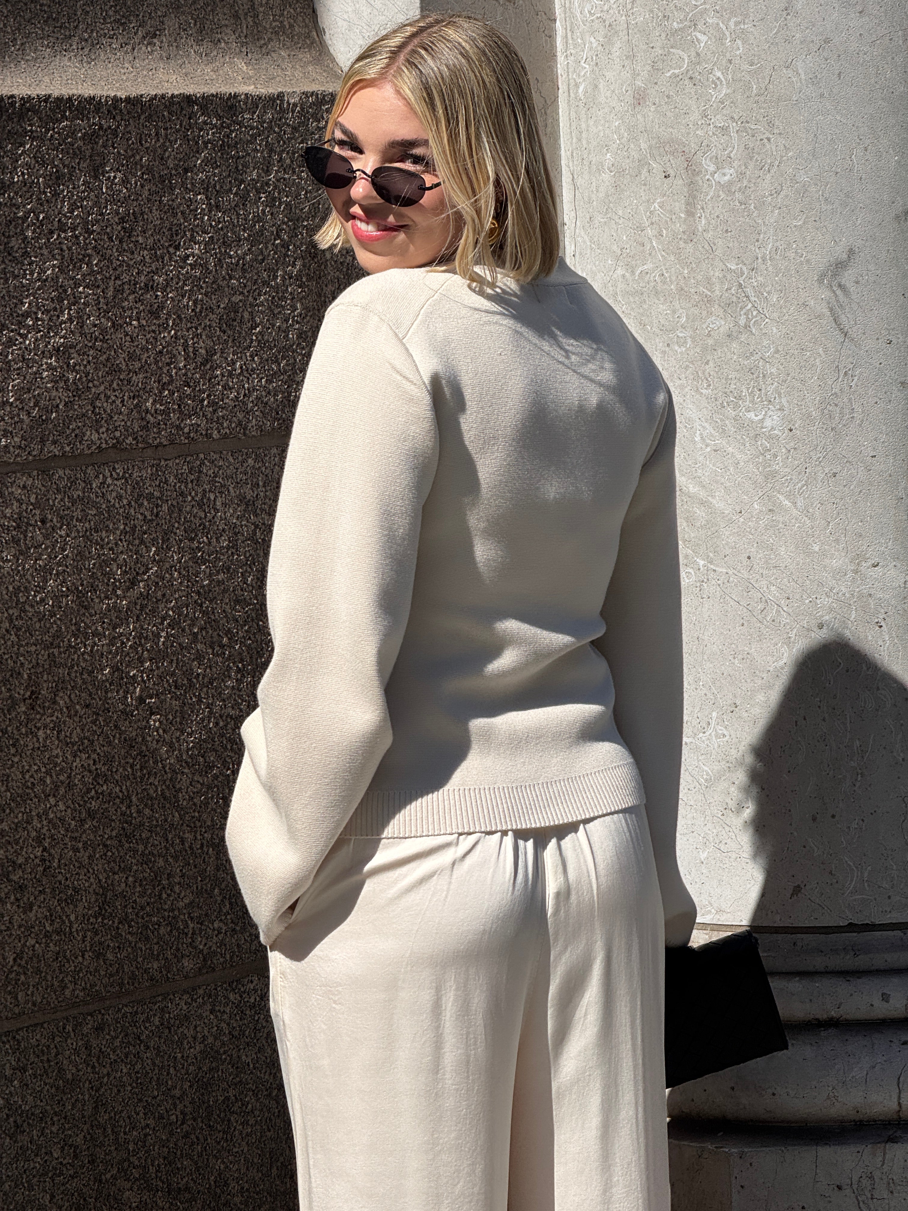 Pantalon satin écru