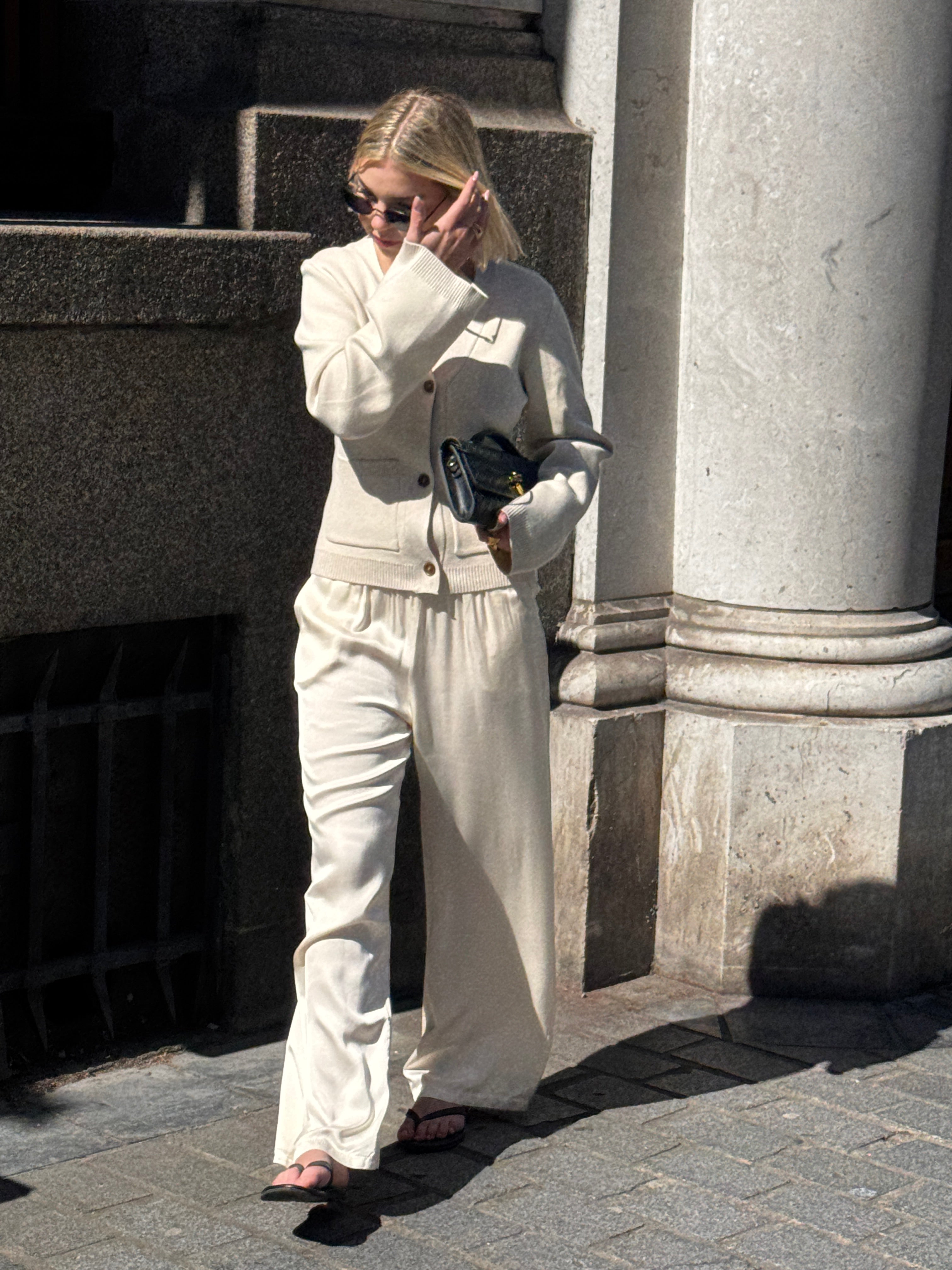 Pantalon satin écru