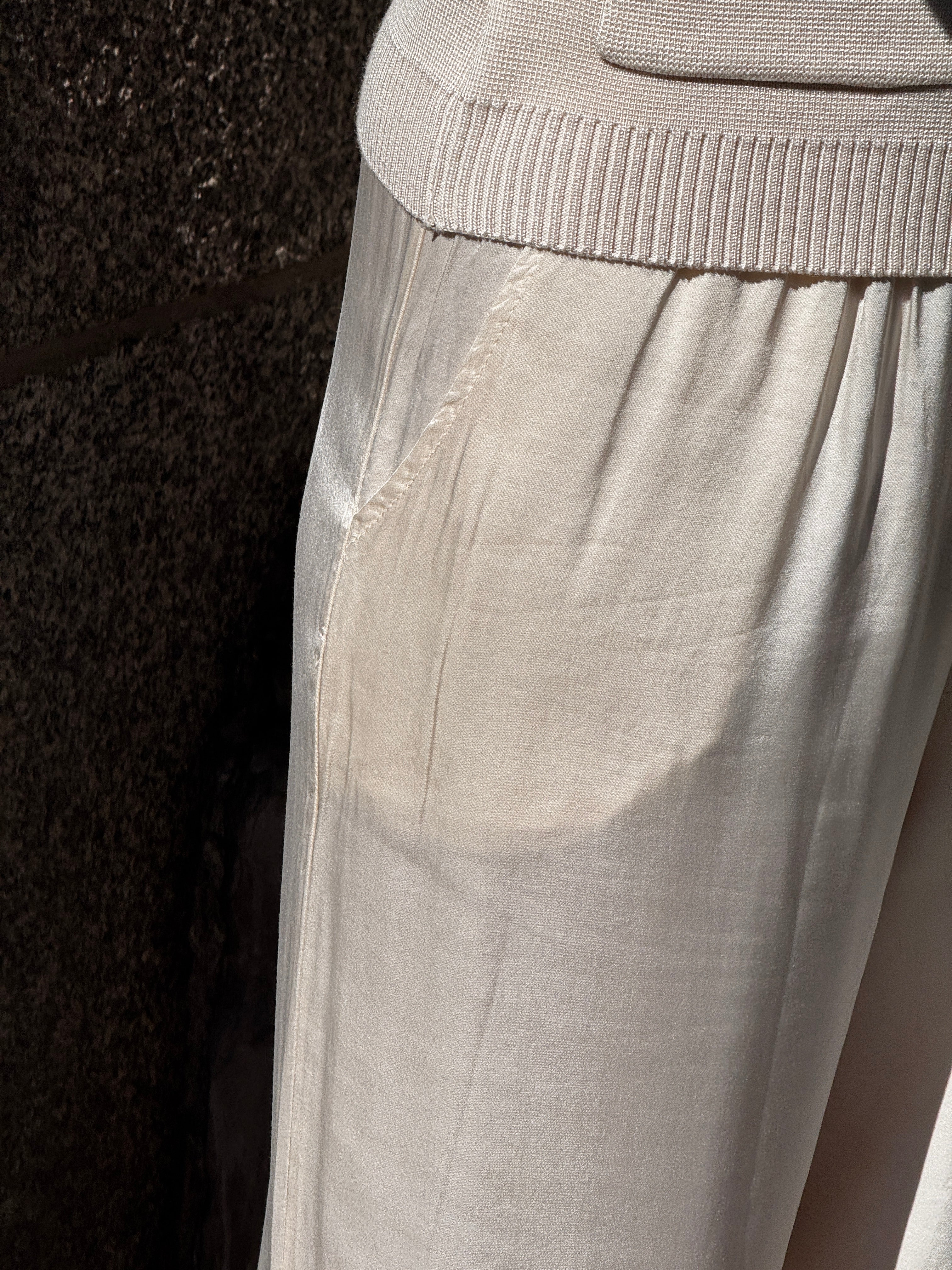 Pantalon satin écru