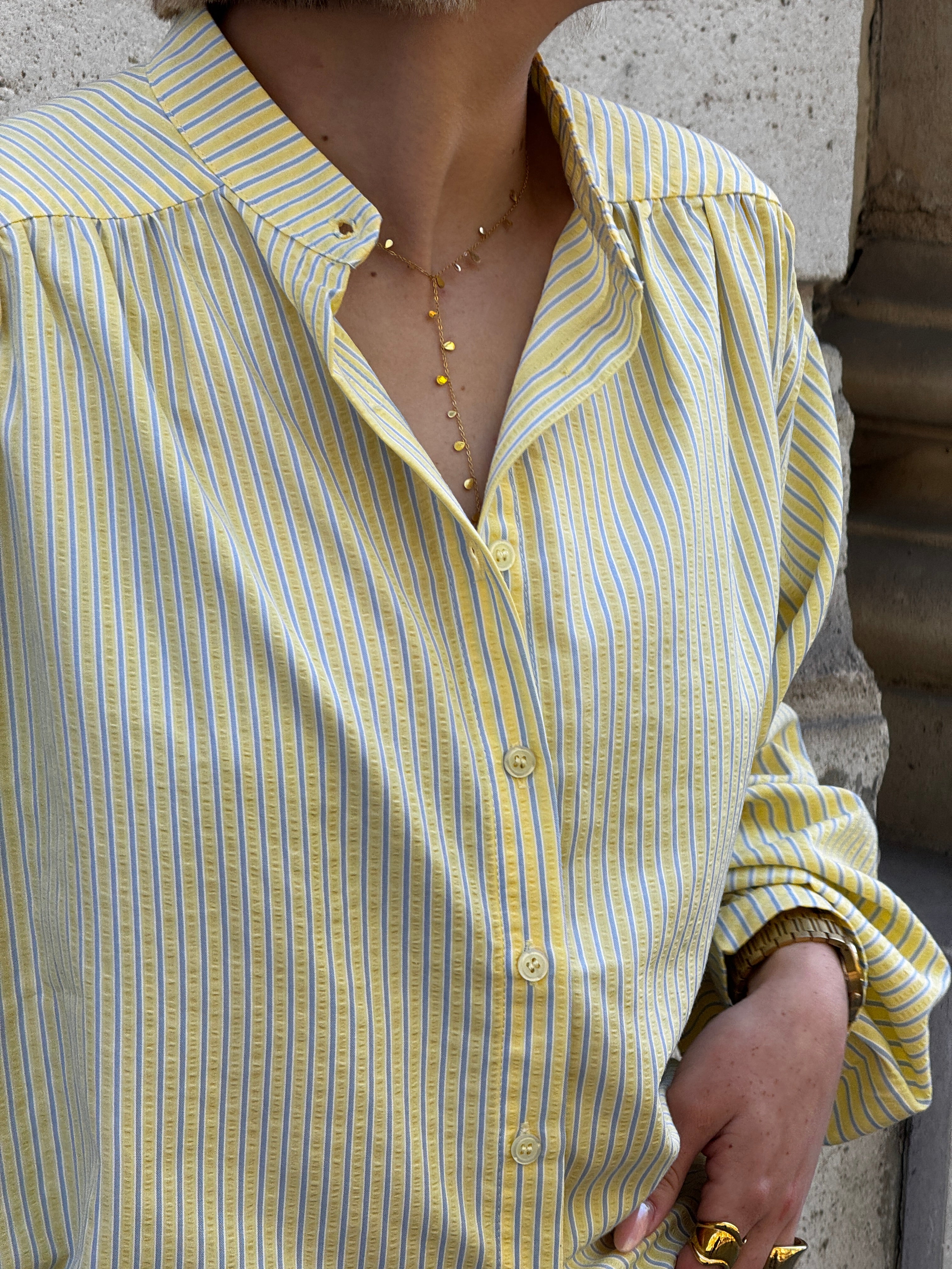 Chemise jaune à rayures
