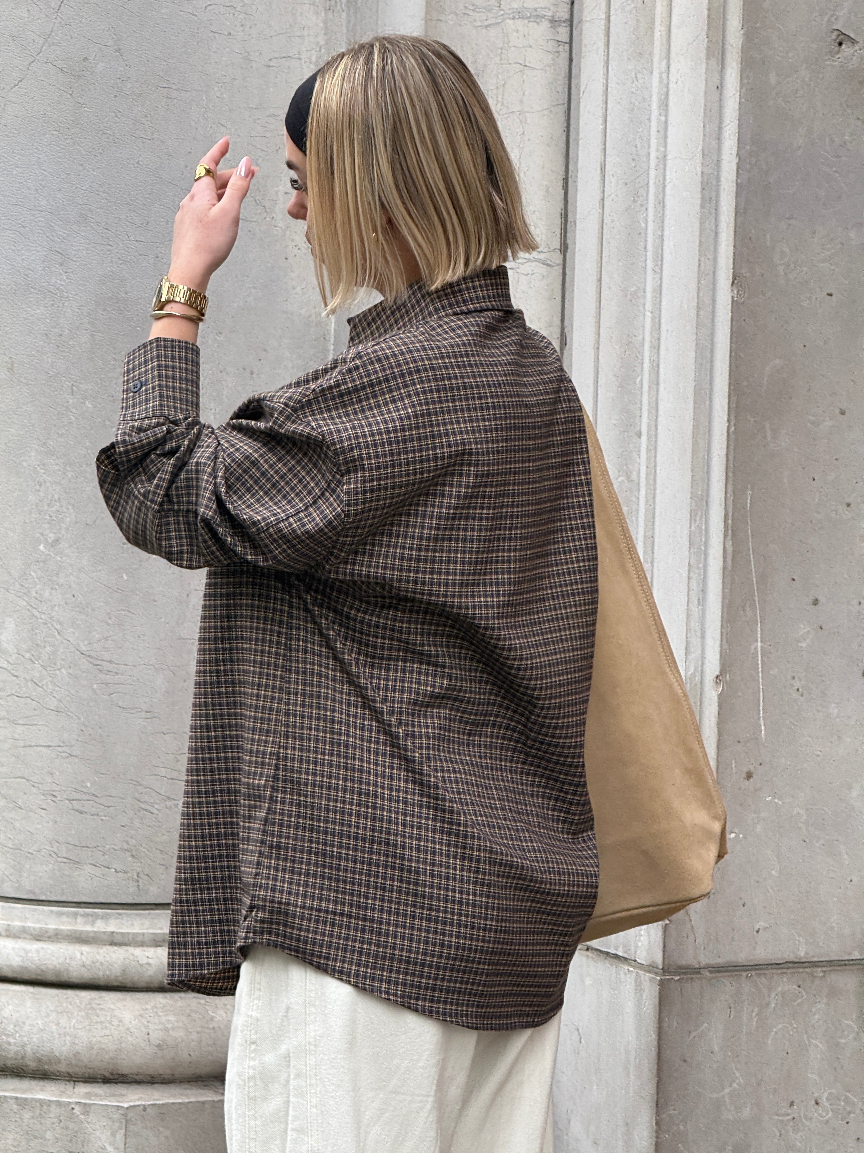 Chemise à carreaux marron