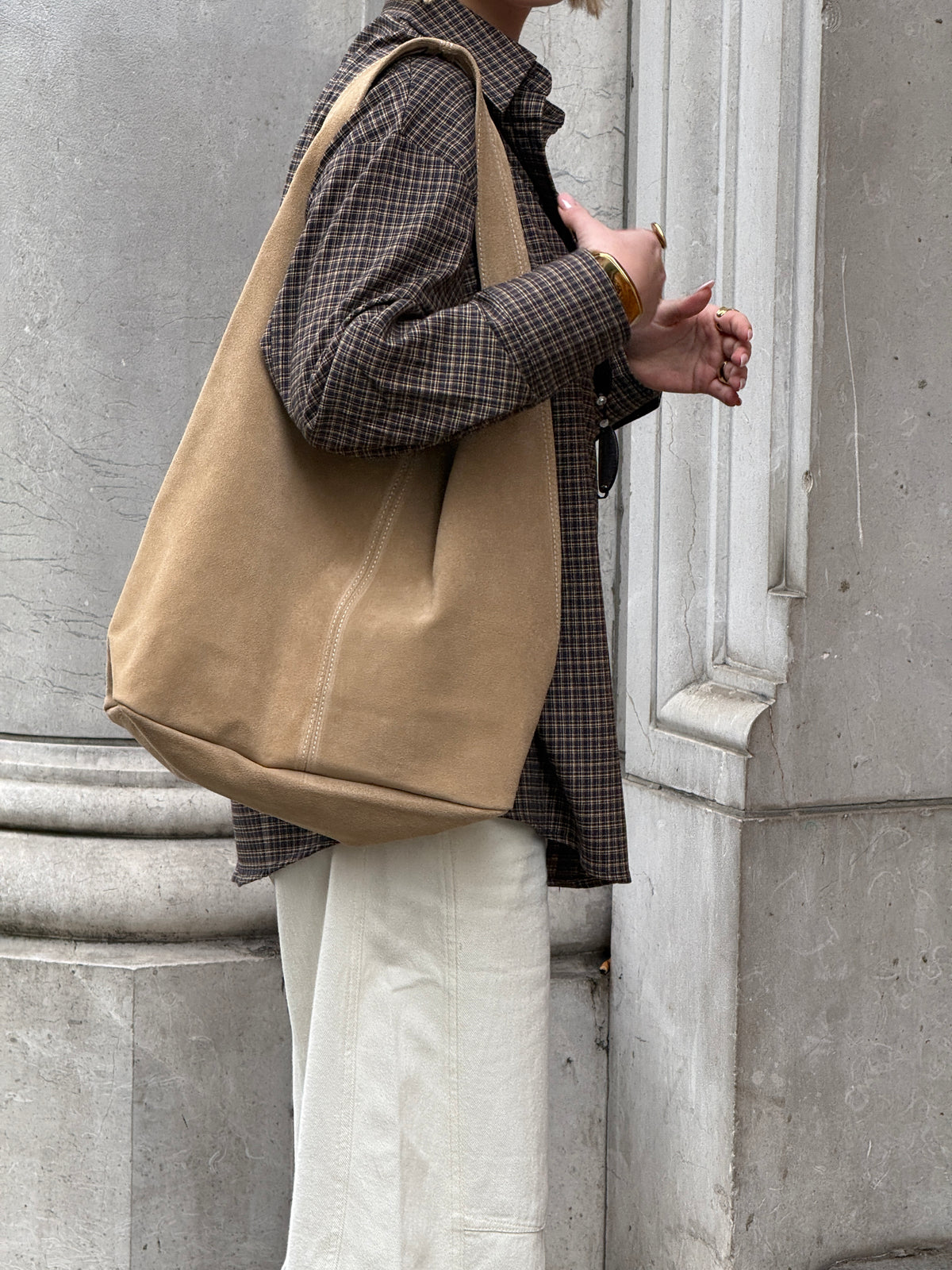 Sac cabas en daim écru